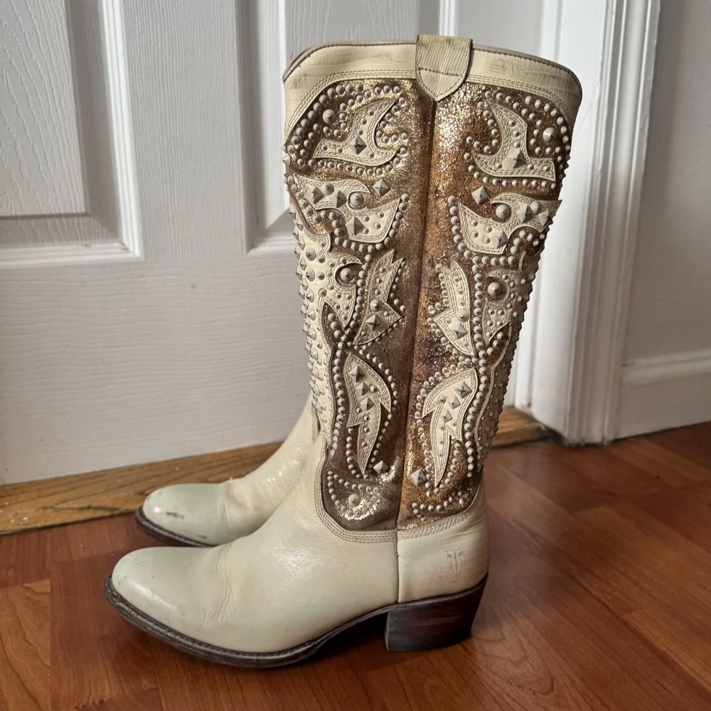 FRYE Off White Handmade Studded Genuine Leather Western Boots 🤍 - Picture 8 of 15
